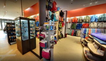 How to Franchise a Retail Store