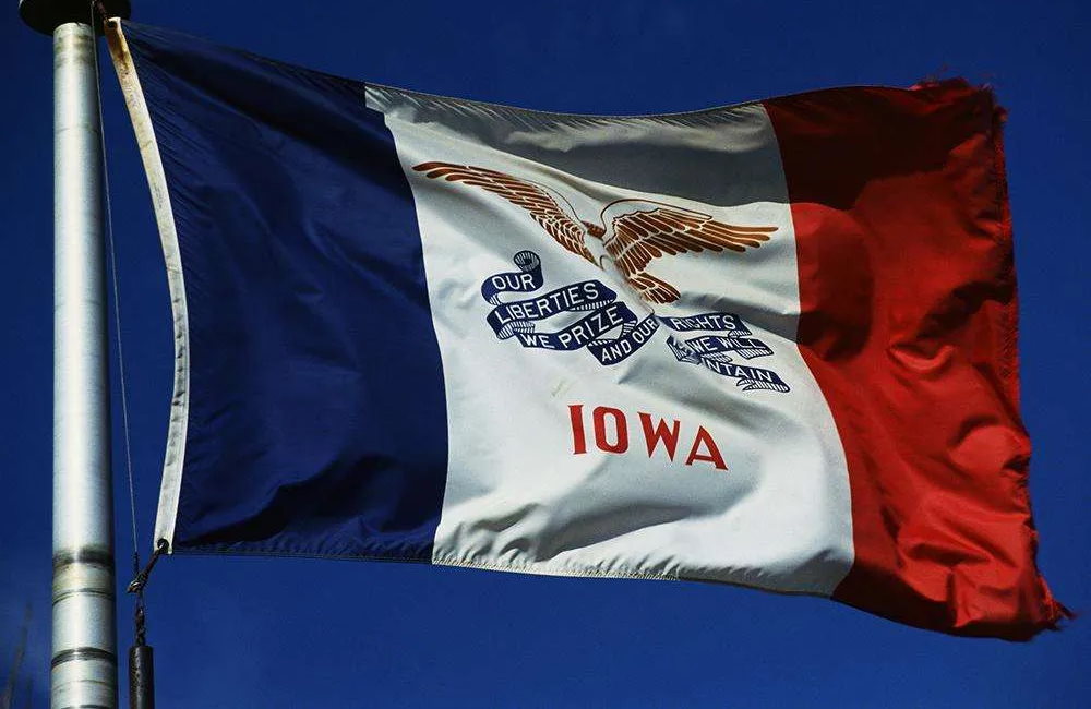 How to Start Franchising Your Business in Iowa